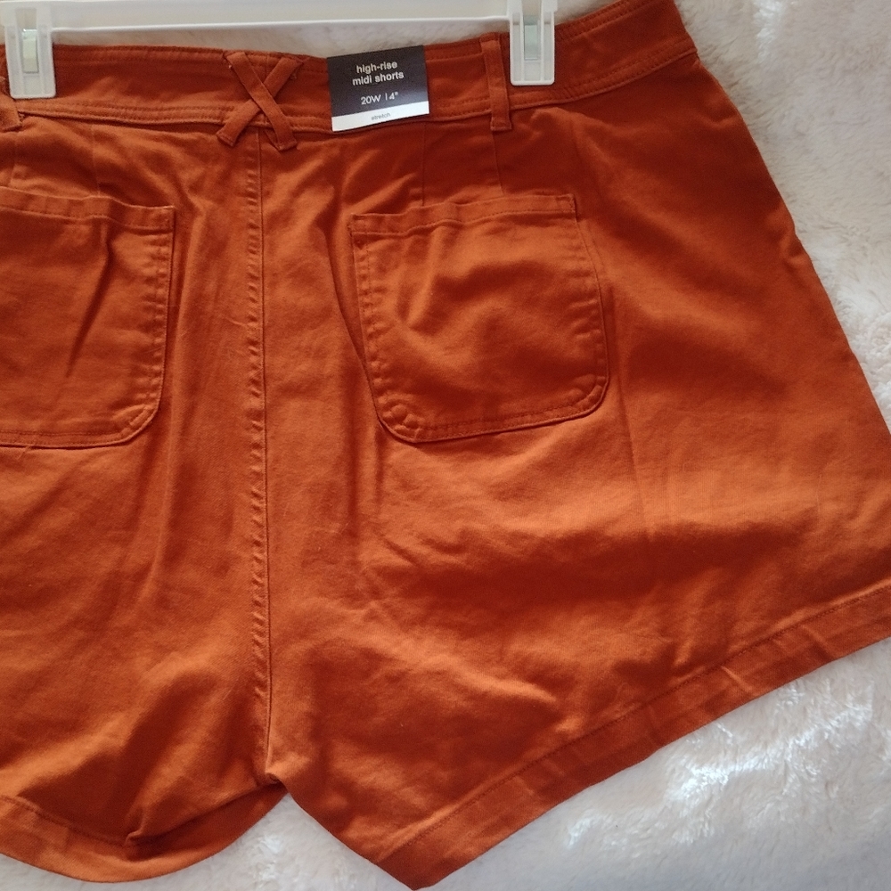 AVA & VIV Shorts 20W | 4" Rust Button Fly with Front & Back Pockets Stretch